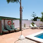 Mayo 1 קוניל דה לה פרונטרה