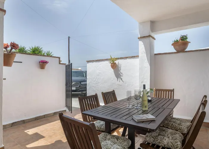 Mayo 1 科尼尔-德拉弗龙特拉